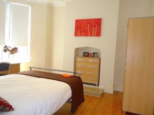 Photo 1- click for photo gallery